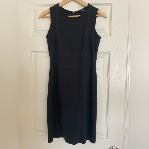 Ann Taylor 4 petite black sleeveless classic dress - Picture 1 of 7